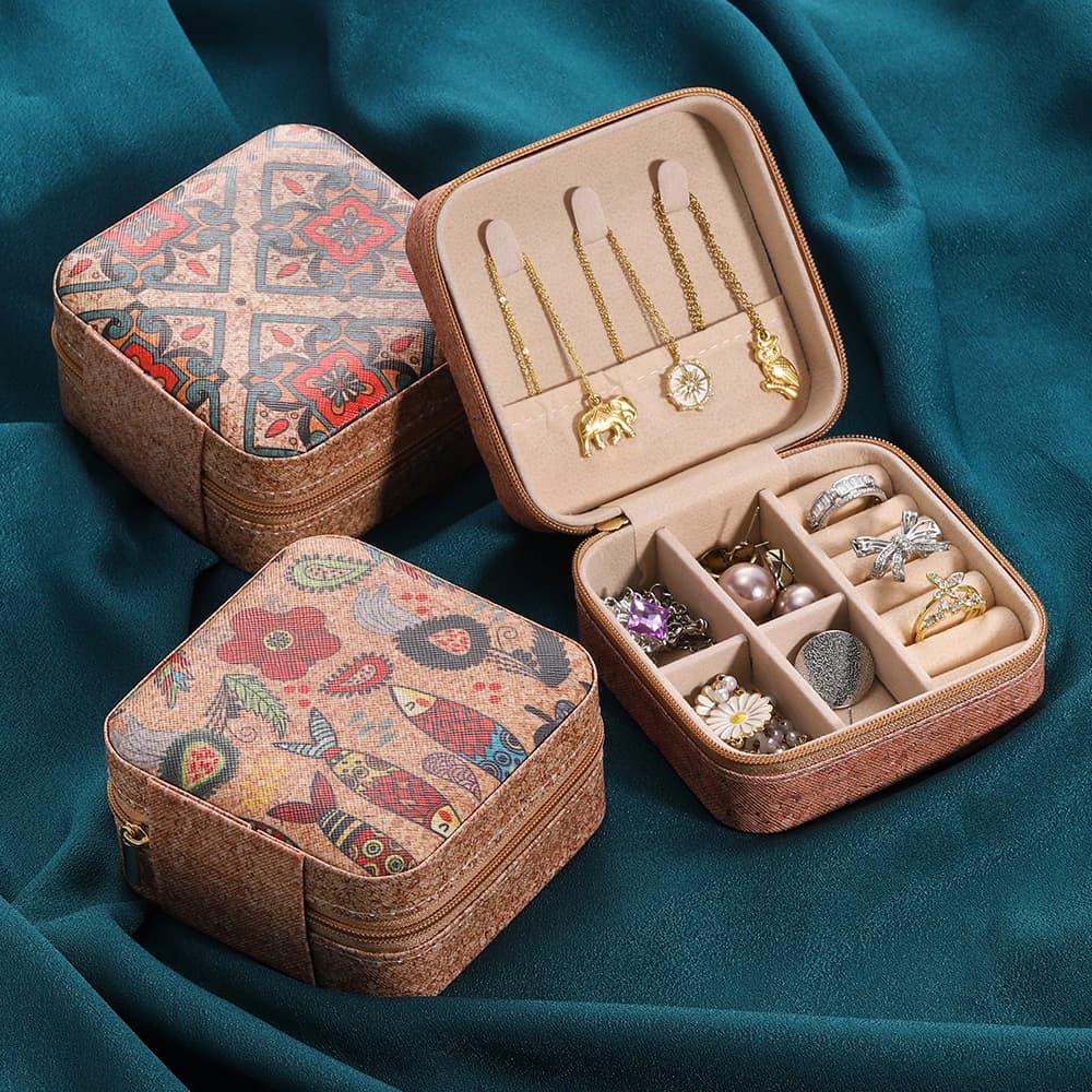 Portagioie portatile in sughero Scatole portaoggetti leggere per orecchini vintage Orecchini Collana Anelli Custodia Organizzatore con cerniera a forma quadrata