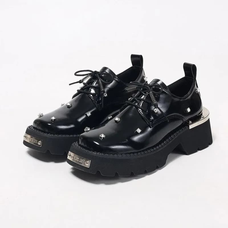 2025 Scarpe singole primaverili e autunnali Mocassini con plateau Design Sense da donna