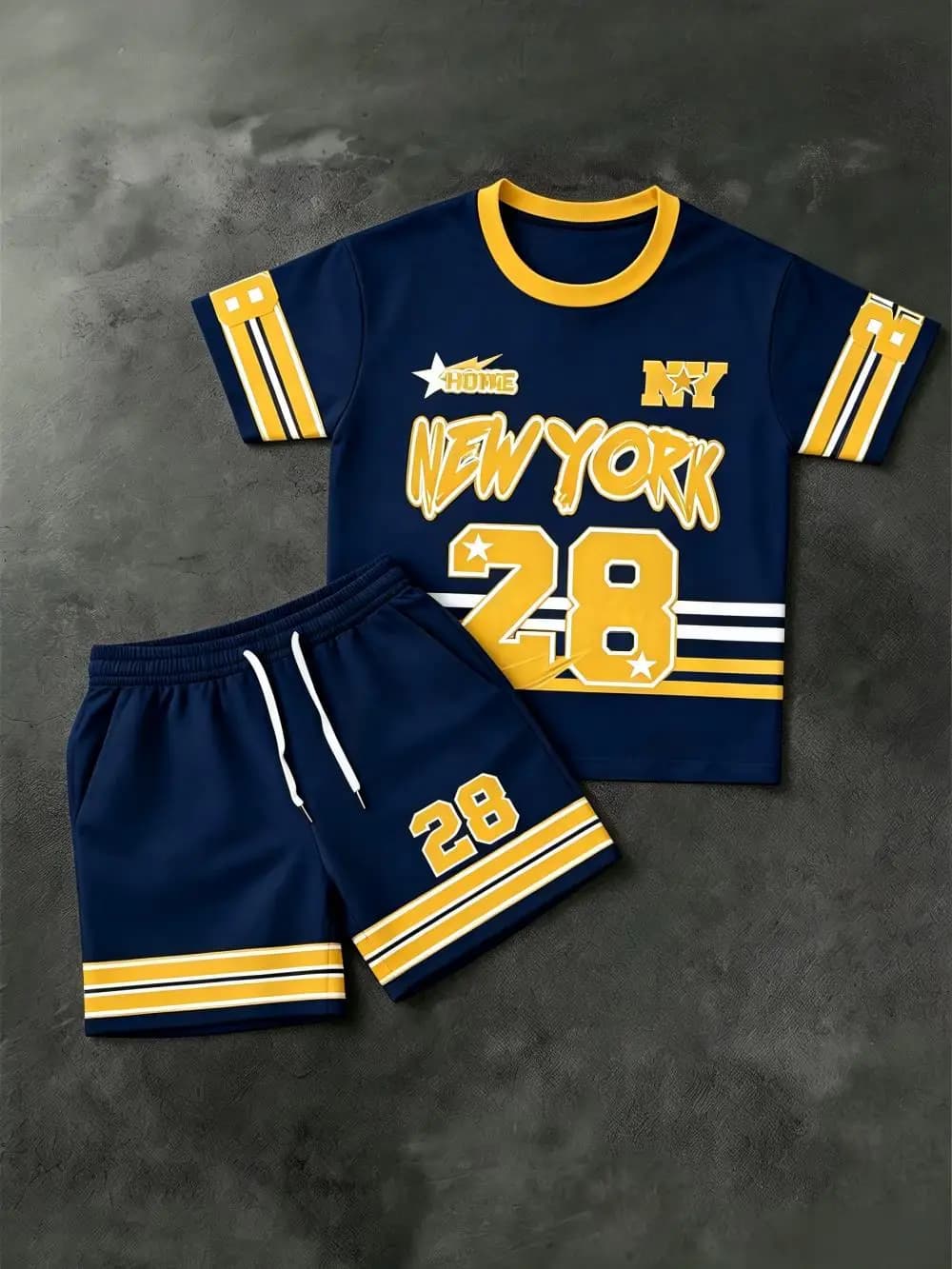 Set Estivo da Uomo Americano con T-shirt a Righe e Stampa Lettering, Comoda e Traspirante, Collo Tondo, e Pantaloncini con Coulisse - Abbigliamento Streetwear per Esterni