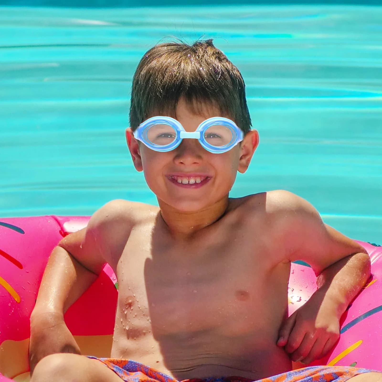 3 to 6 years old, light, comfortable, with silicone band, resistant and unbreakable lenses