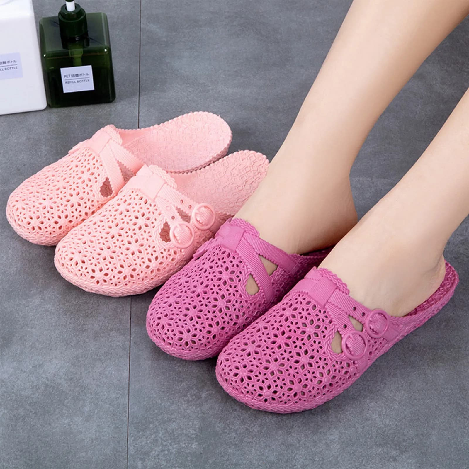 Breathable Slippers with wrapping tip Summer perforated shoes for outdoor casual Slippers with hollow buckle for women