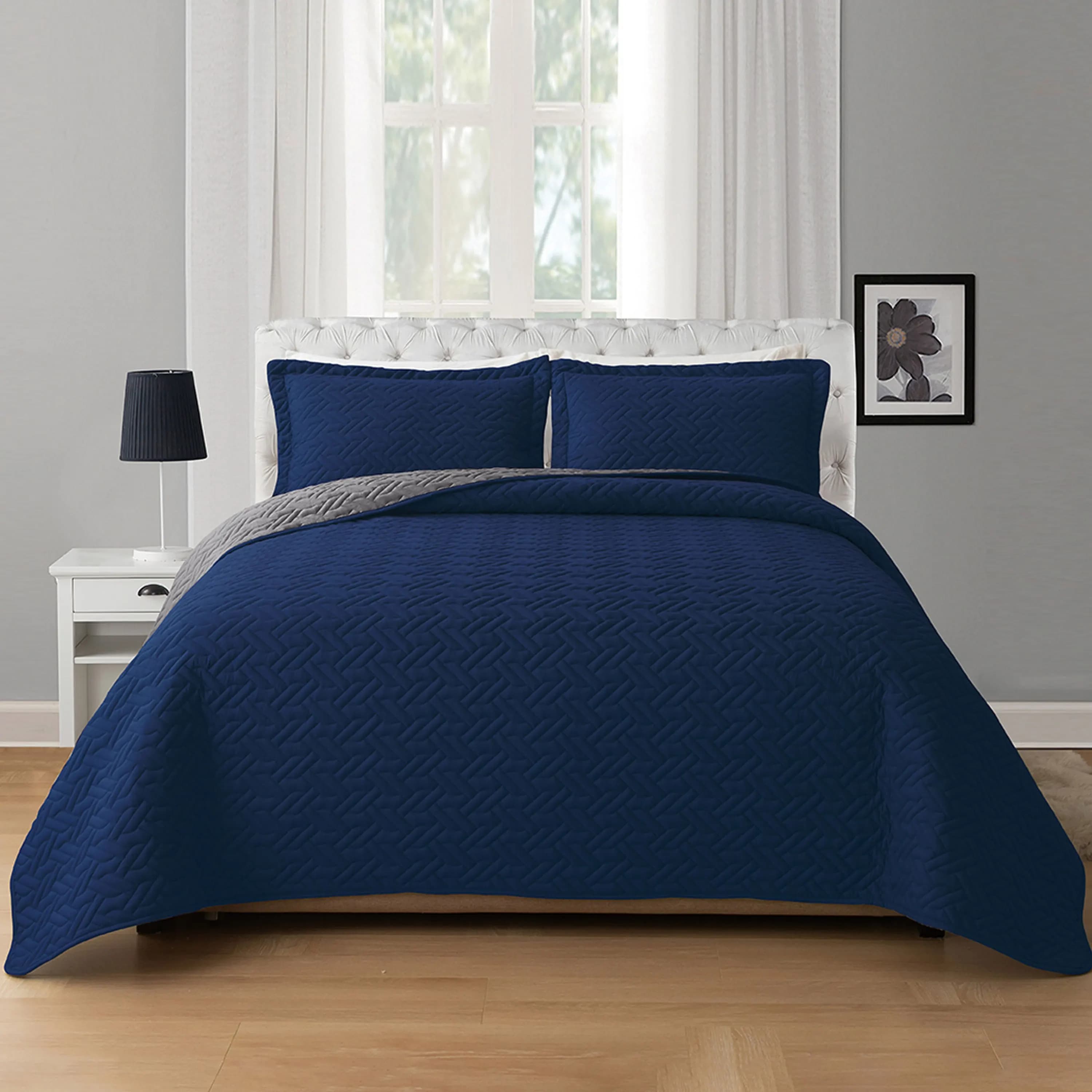 Elegante Set Copriletto Majestic 3 Pezzi, Copriletto Ultra-Morbido e Confortevole con 2 Federe, Lavabile in Lavatrice