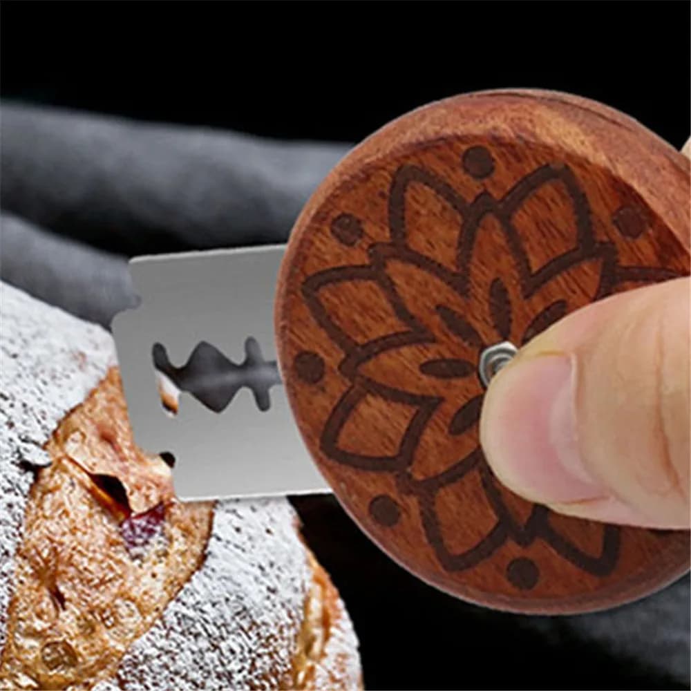 Coltello zoppo per pane rotondo in legno con 5 Lame per taglio Fine punteggio per pasta strumento per tagliare le guarnizioni della cucina per Baguette europee