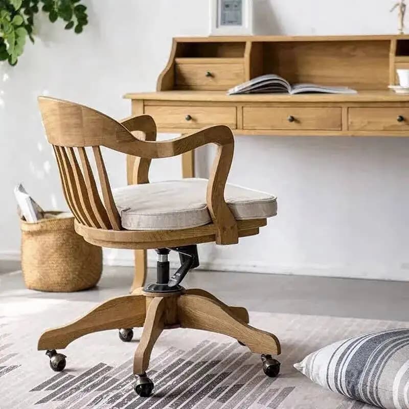 Mobili americani Sedie da ufficio in legno Sedia da computer di design Sedia da ufficio europea retrò per giochi domestici Sedia solida Sedia girevole di sollevamento