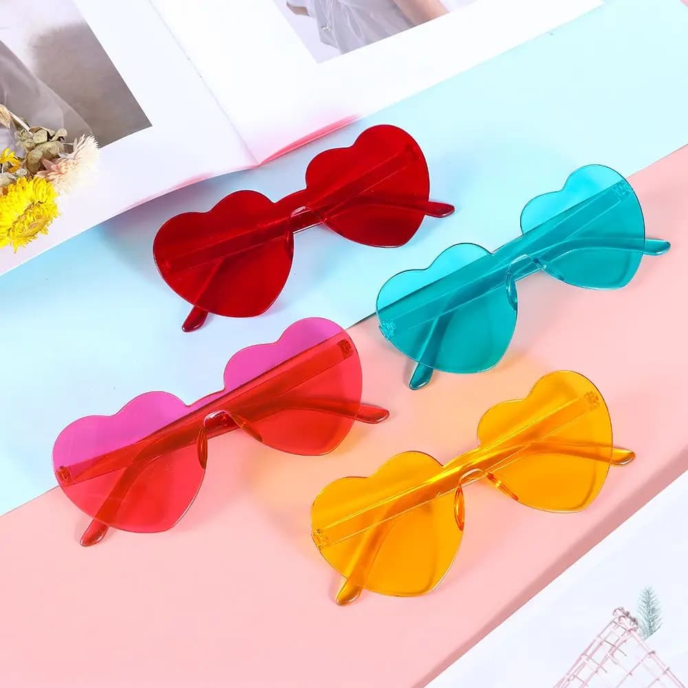 Bomboniera Occhiali color caramello Occhiali da sole a cuore trasparenti Occhiali a cuore senza montatura Occhiali da sole per donna