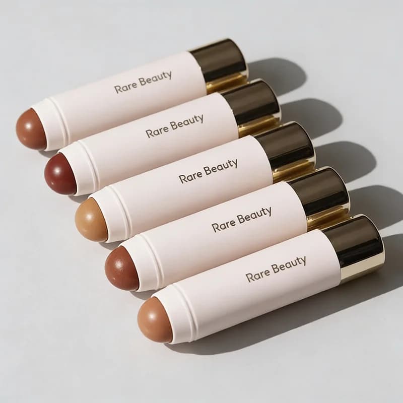 Palette Bronzer e Contouring Rare Beauty, Polvere Lucida con Fine Riflessi Perlescenti, per Scolpire Naturalmente Naso e Contorno del Viso, Ideale per Principianti
