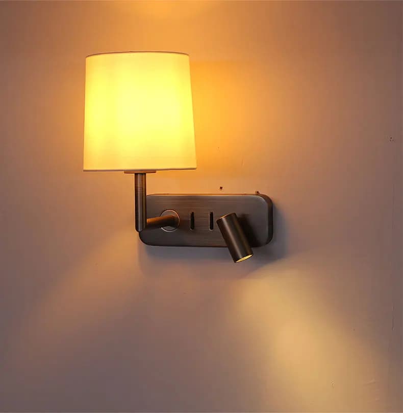 Lampada da Lettura Moderna per Camera d'Albergo, Lampada da Scrivania a LED 3W con Controllo a Interruttore per Letto e Tavolo