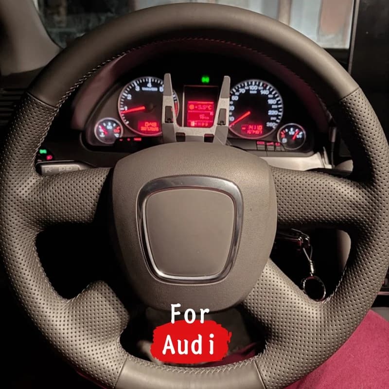 Coprivolante in Pelle Microfibra Personalizzato a 4 Razze per Audi A3 8P Sportback, Compatibile con Modelli A4, B8, A5, 8T, A6, C6, A8, D3, Q5, 8R, Q7, 4L
