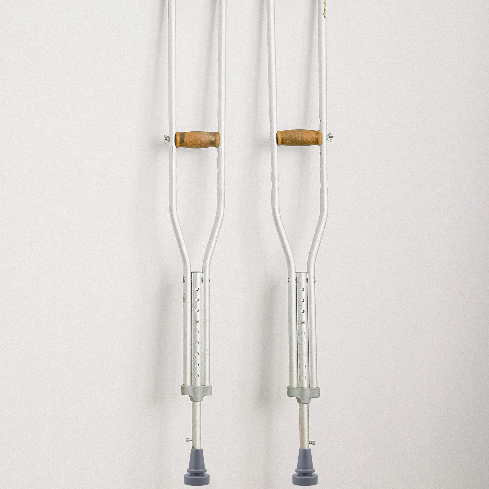 Anti-Skid Cane Tips Replacement for Walking Sticks Trekking Poles Crutches Non-Slip Rubber Foot Covers Stable