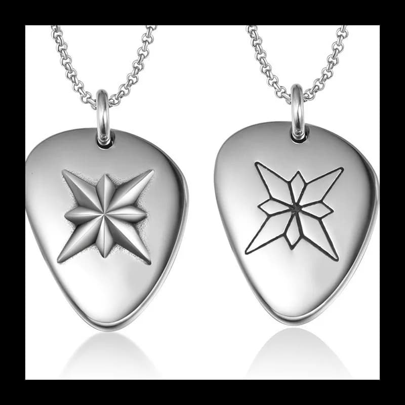 Moda gioielli in acciaio al titanio plettro per chitarra pendente multifunzionale fiore di riso accessori per collana festival musicale SP667-668