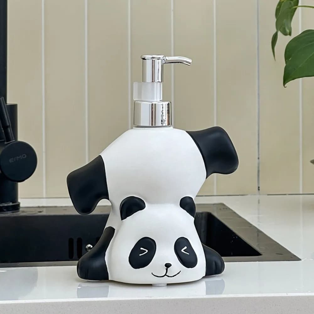 Dispenser di Sapone a Forma di Panda Carino, Bottiglia Decorativa a Pressione per Igienizzante Mani, Contenitore Animale per Shampoo
