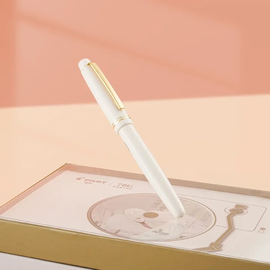 Hot Original Pilot Fountain Pen Italian Style 78G Ink Pen Metal Nib School Stationery Writing Smooth Calligraphy Set Office Supp