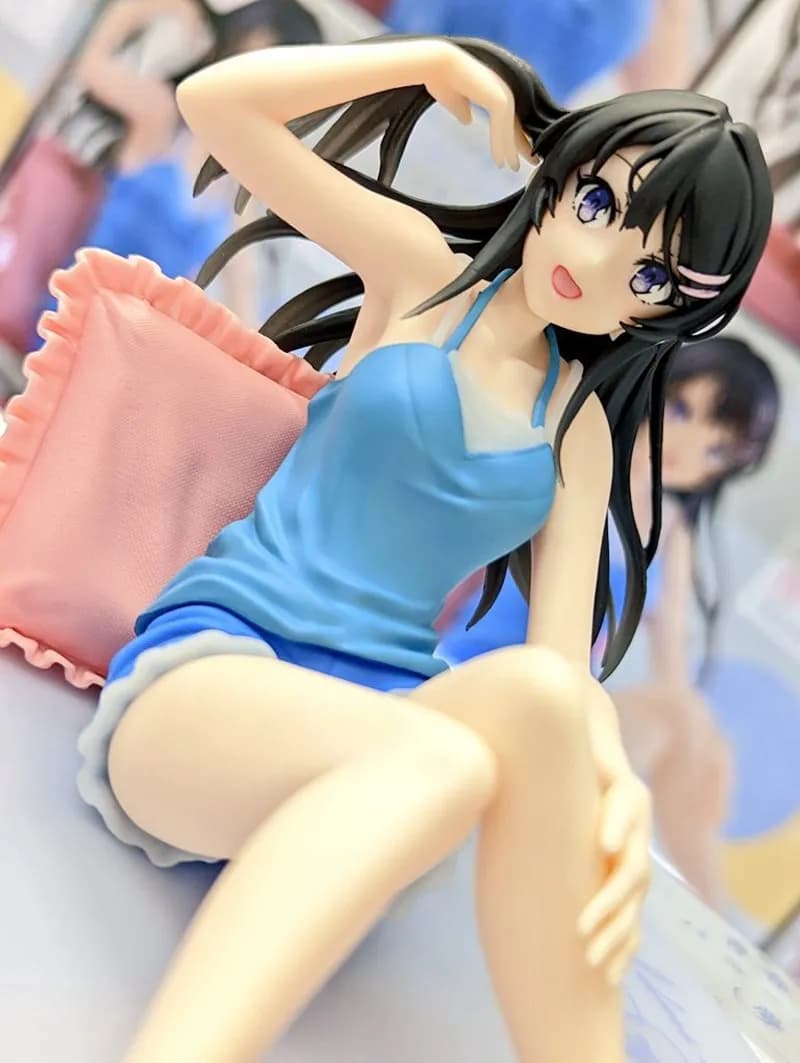 9CM Anime Figura Sakurajima Mai Bretelle blu Pantaloncini Loungewear Seduto PVC Modello in scatola Collezione Regalo Ornamento Decorazione