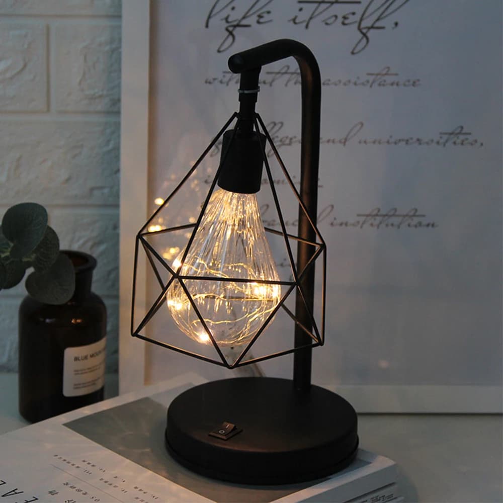 Lampada da comodino a LED nera retrò Lampada da comodino a batteria Luci notturne a LED Ornamento da tavolo per soggiorno Coffee Bar Deco