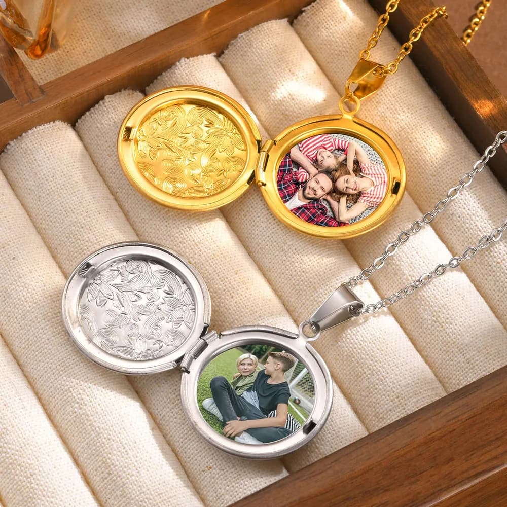 Vnox Collane con ciondolo con cornice per foto personalizzata gratuita, ciondolo rotondo con immagine, collane con medaglione commemorativo dell'amore, regalo per le donne