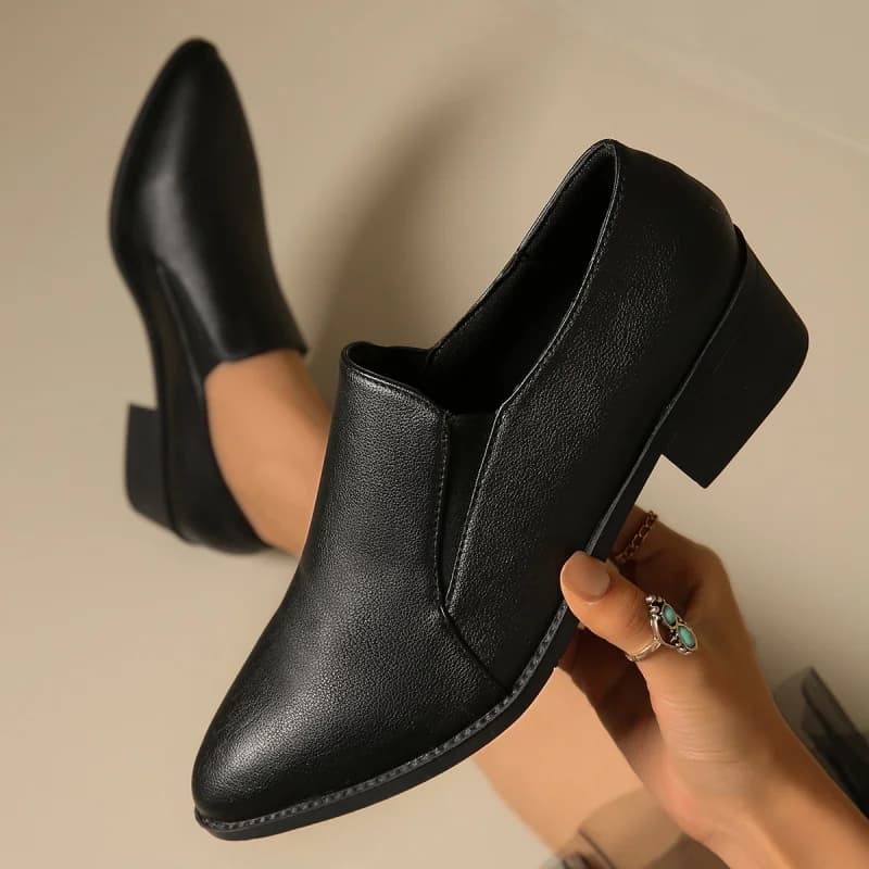 Scarpe da Lavoro Nere con Tacco Medio, Suola Spessa, Slip-On, Comode, Formali, con Tacco Chunky e Apertura Profonda