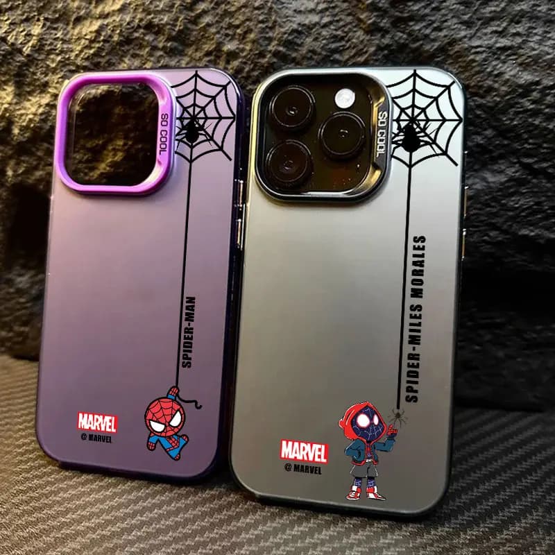 Cover per iPhone Spiderman Miles Morales Gwen per iPhone 11 12 13 14 15 16 17 Pro Max 16e 17E 17 Air Plus 13 Fundas Back Cover