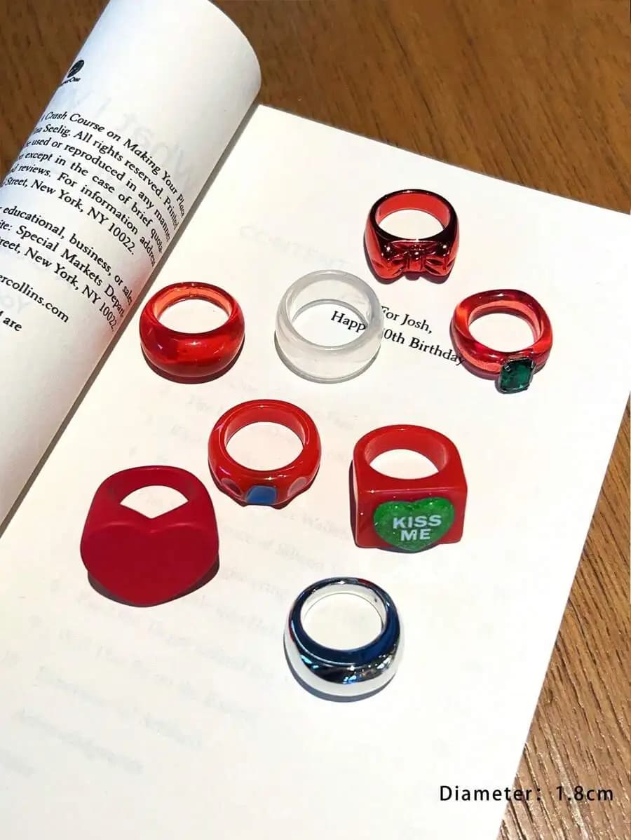 Set di 8 anelli alla moda in poliresina rossa per donna, a forma di cuore e quadrato, con accenti di cristallo, gioielli da regalo per feste