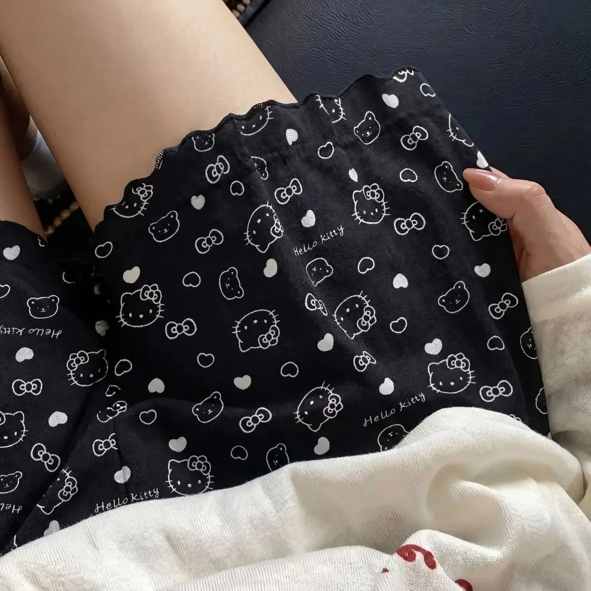 Pantaloncini in pizzo con stampa anime, molto venduti, per donna, estivi, casual, da casa, pigiama versatile, pantaloni comodi con cartoni animati, pantaloni larghi in pizzo.