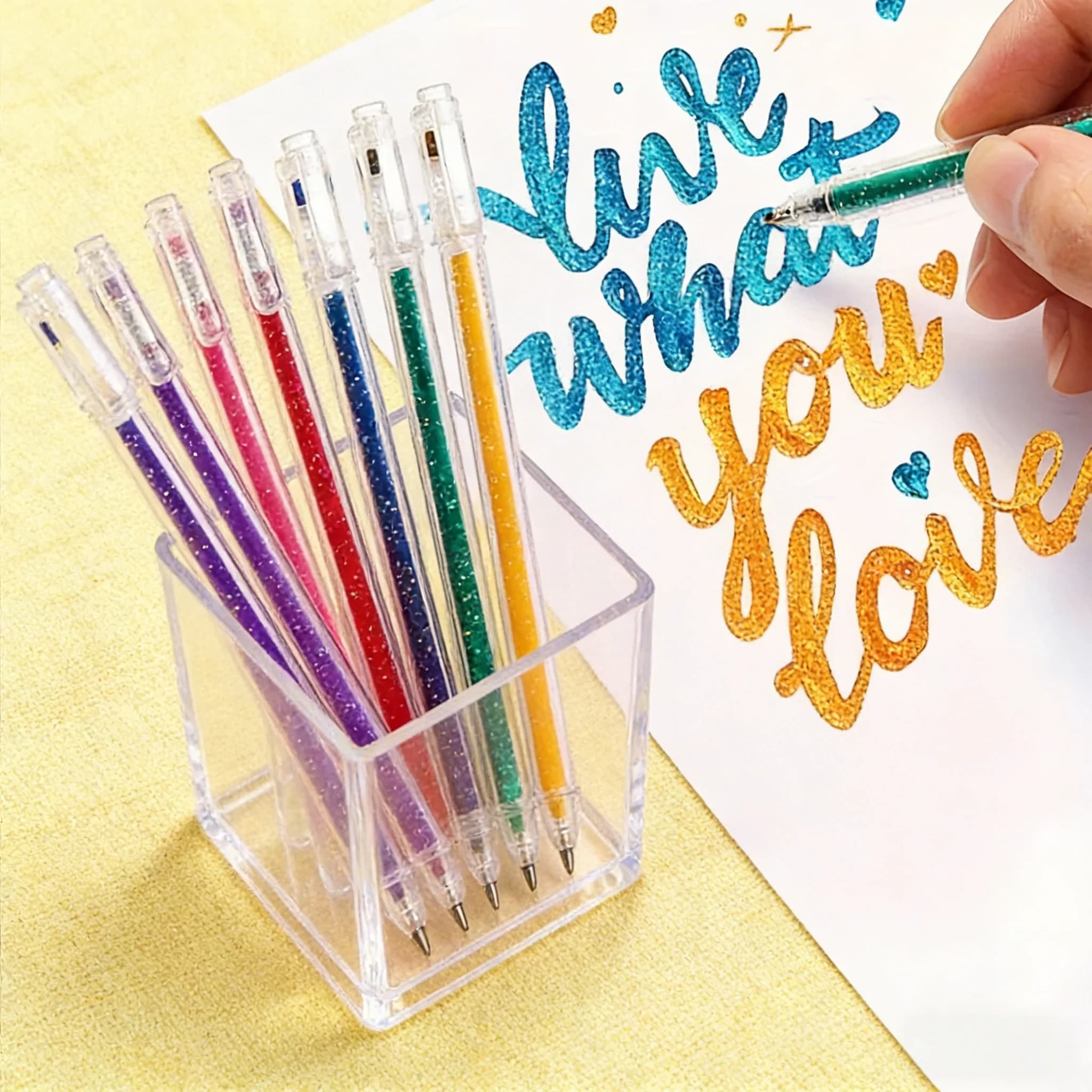 Perfect for creative projects: set of glittering gel pens with bright and lively ink to highlight light points.