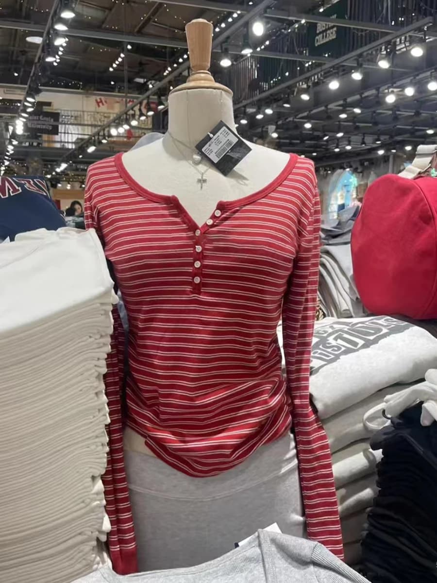 T-shirt a maniche lunghe a contrasto a righe T-shirt da donna con bottoni scollo rotondo T-shirt in cotone sottile Vintage Chic stile preppy Top Tees Y2k Nuovo