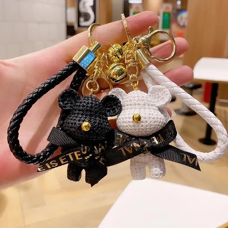 Creative Bear Keychain Cute bear Jewelry Gingillo Resin Gift for Kids Girls Pendants Women's Handbags Keychain for Car with Doll Pendant for Phone