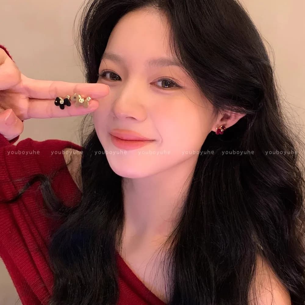 Cute Velvet Wrapped Red Pony Stud Earrings, Warm Retro Whitening Texture All-Match Autumn Winter Workplace Ear Accessories