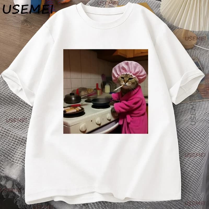 Funny Housewife Cat T-Shirt Vintage Ccotton Short Sleeve Gen Z Joke T Shirt Stupid Brainrot Cat Lover Tee Funny Kitty Tshirt