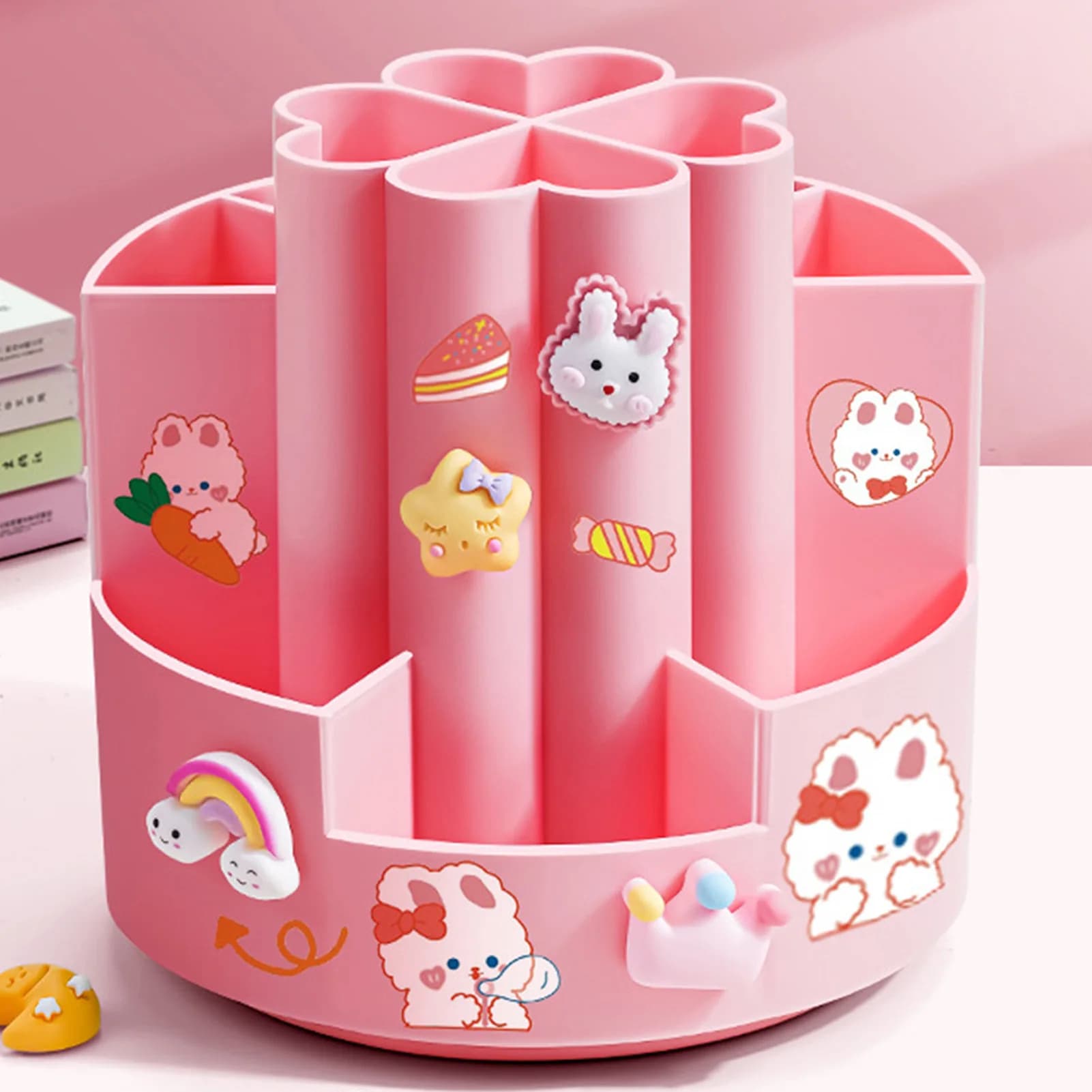 Portapenne girevole a 360° Design divertente per cartoni animati Scatola portaoggetti da scrivania multifunzionale Penna cosmetica Cancelleria per studenti Regali per bambini