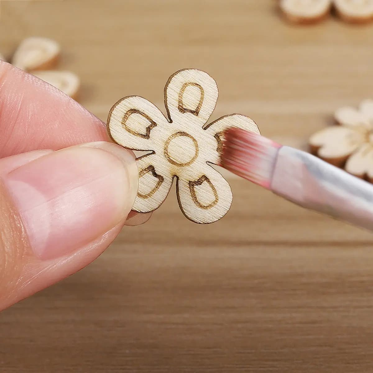 100Pcs 20Mm Raw Wood Slice Christmas Themed Craft Material DIY Educational Art Supply Kids Imagination Building Doodle Learning