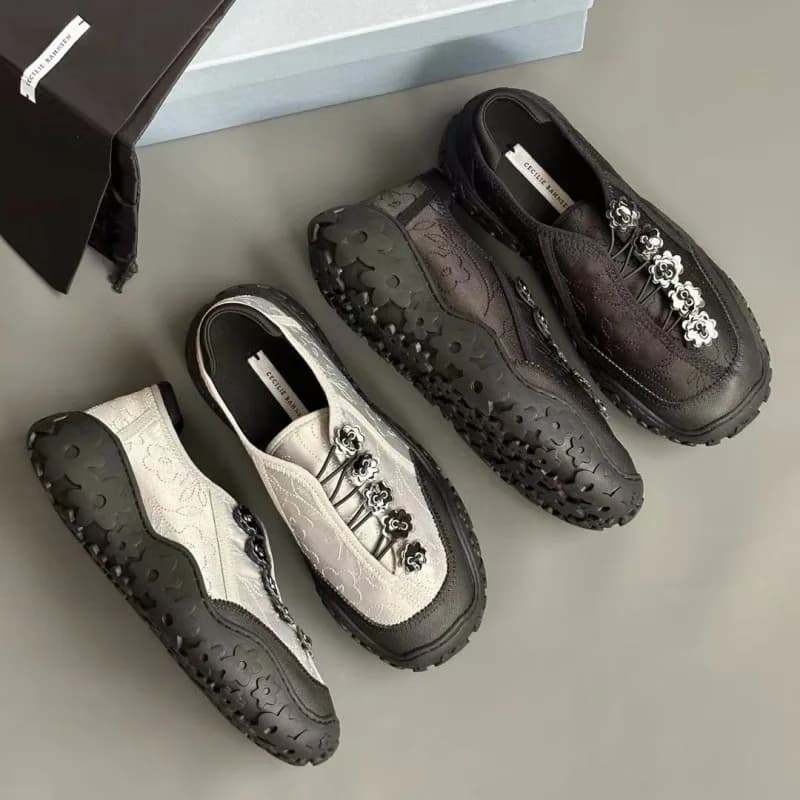 Women's shoes with original design with thick sole, sneakers with soft and comfortable platform, casual non-slip walking shoes with floral pattern