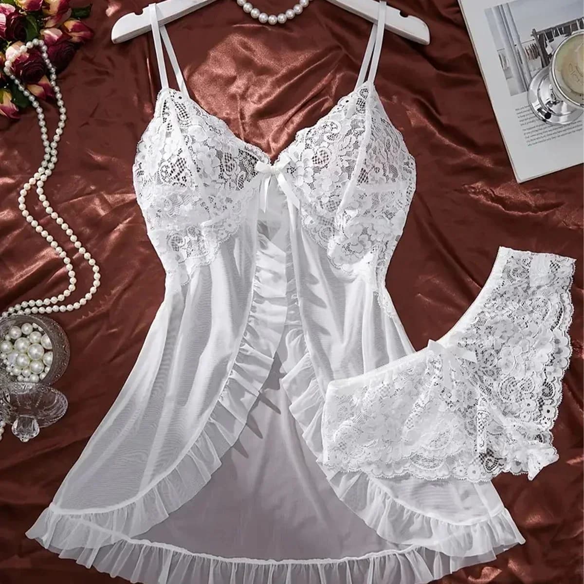 Lingerie rossa trasparente femminile sexy Intimo donna Indumenti da notte Babydoll in pizzo Abito Mutandine Pigiama Set Camicia da notte femminile adulta
