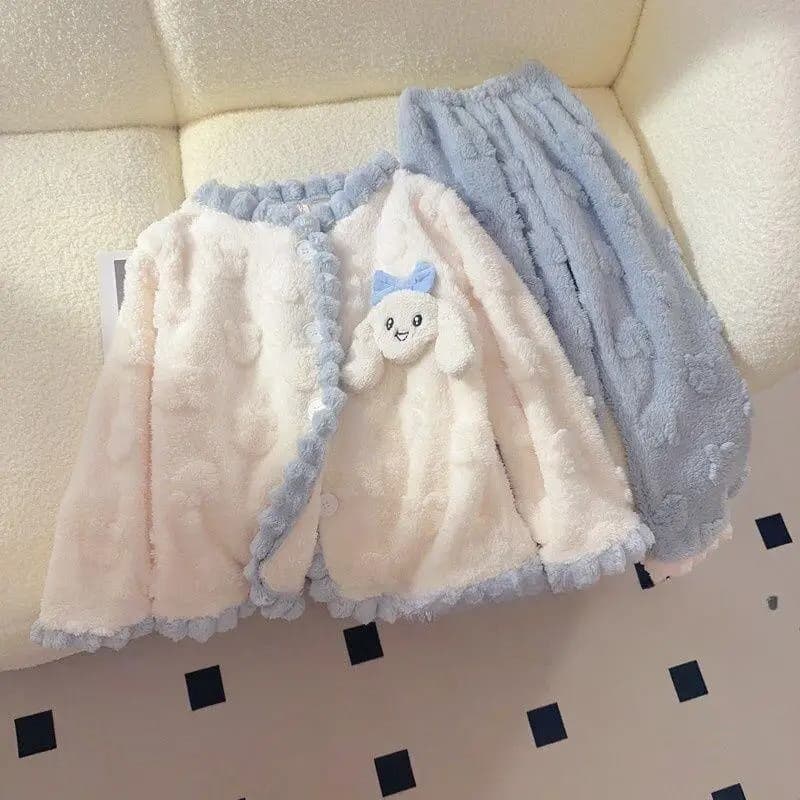 Pigiama in flanella a due pezzi Sanrio My Melody Cinnamoroll Kuromi per bambine, primavera/inverno, comodo abbigliamento da notte per bambini.