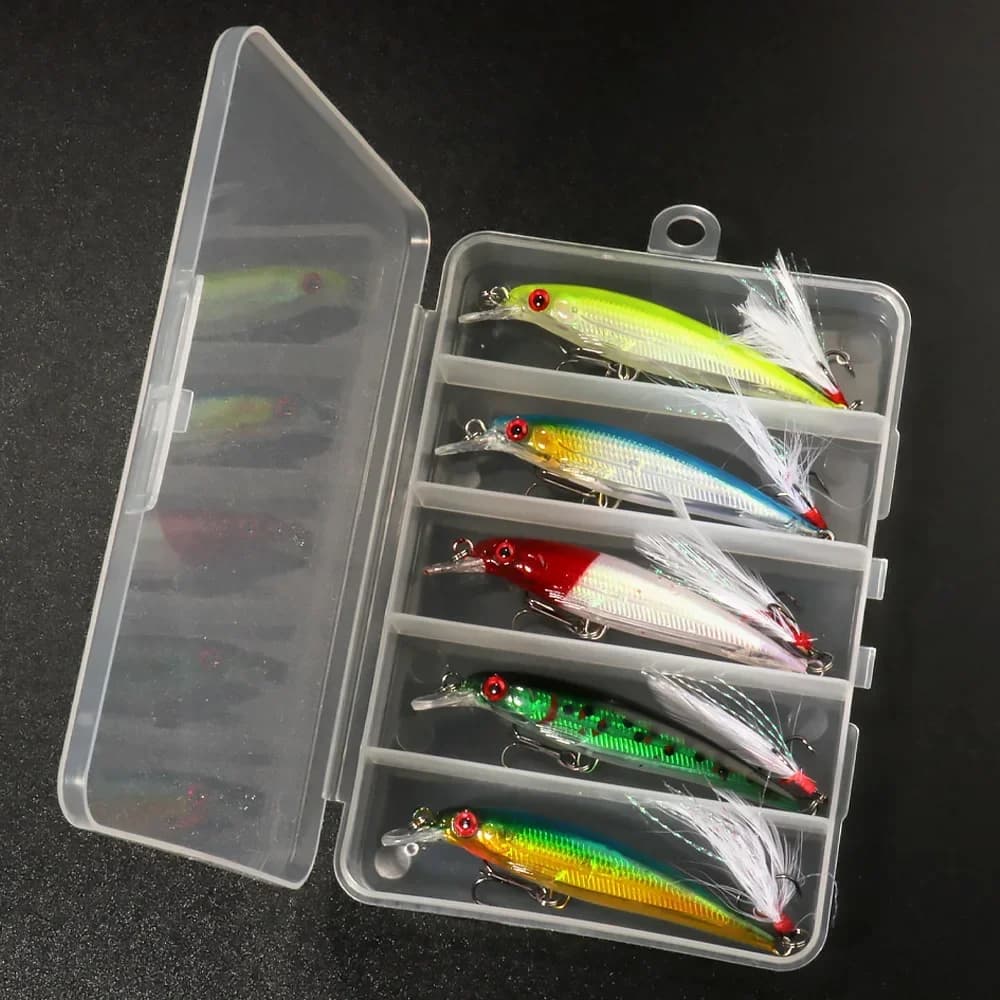 5 pz Kit Richiamo Galleggiante Minnow 8g 13.6g Esca Artificiale Piuma Gancio Wobbler Attrezzatura Da Pesca Scatola Gear Crankbait Pesca Jerkbait