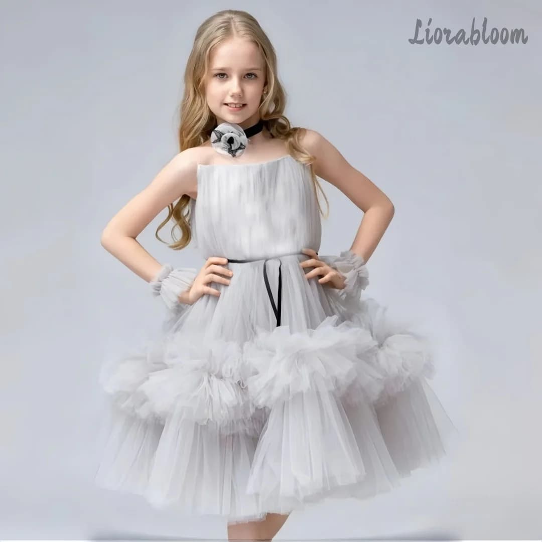 Abito da damigella d'onore in tulle squisito per bambina, su misura, con lacci, maxi abito voluminoso, abito formale da matrimonio