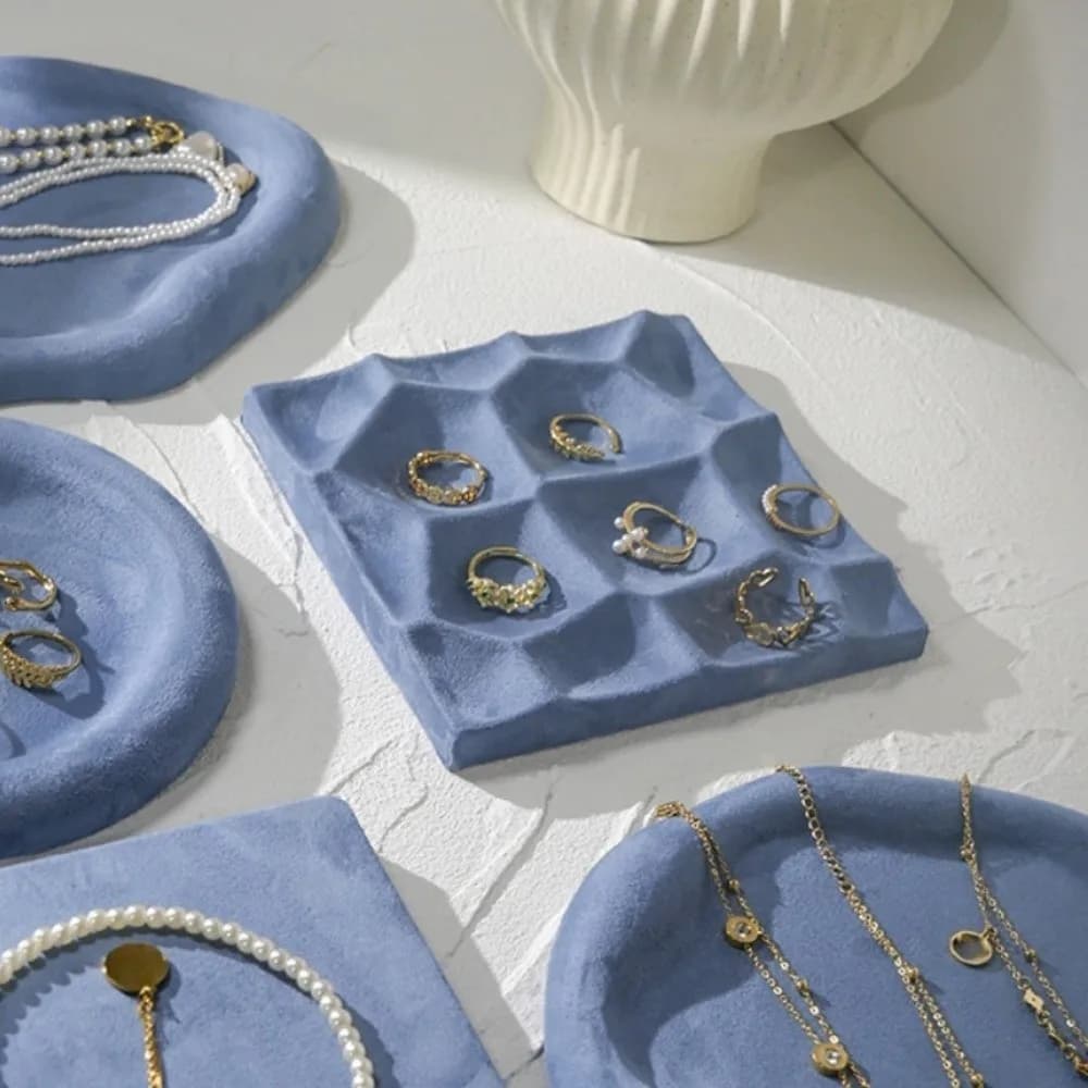 Vassoio Porta Gioielli in Tessuto, Elegante e di Lusso, Espositore per Anelli e Orecchini, Stile Semplice INS, Accessorio da Banco per Gioielleria, per Donne