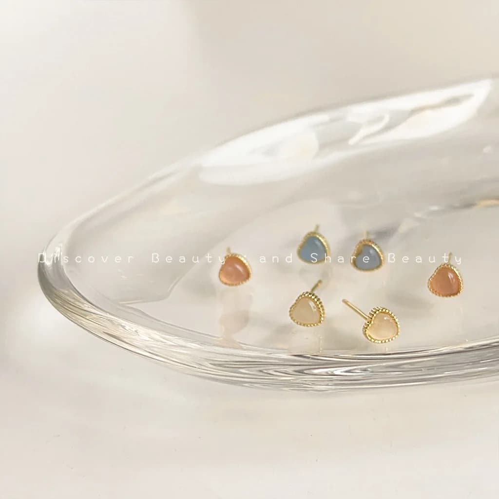 DIY accessories Mini glass opal love stud earrings female Korean small fresh and sweet earrings simple temperament commuter ear