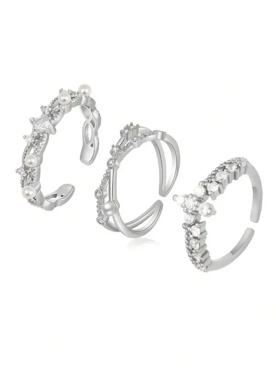 Set di 3 anelli aperti regolabili con zirconi cubici e design a corona incrociata con perle finte per donna