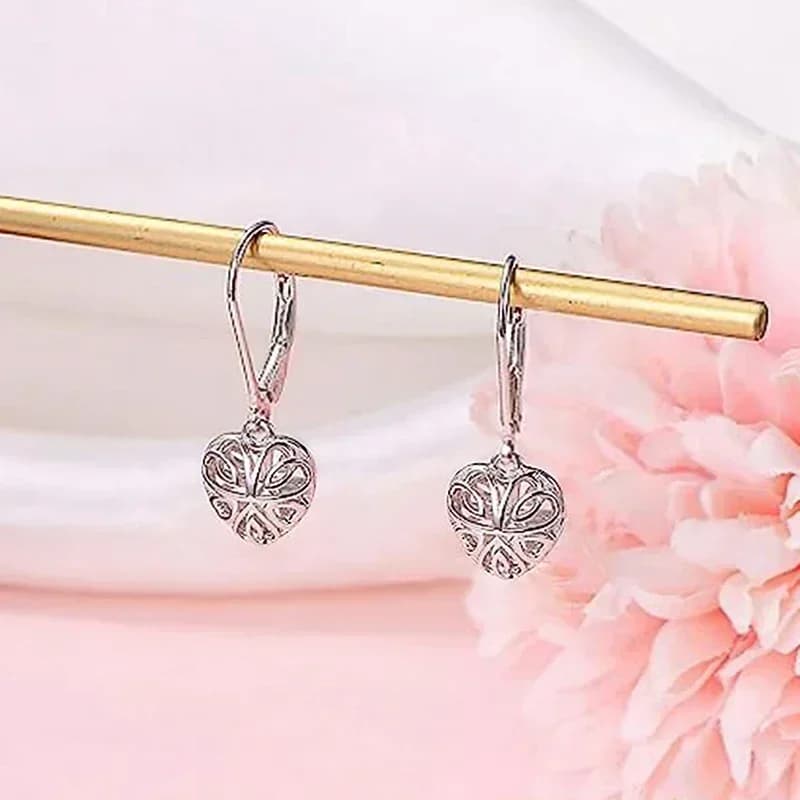 2024 Creative Heart Earrings for Women Metal Silver Color Fashion Contracted Bridal Wedding Earrings Gift Statement Jewelry