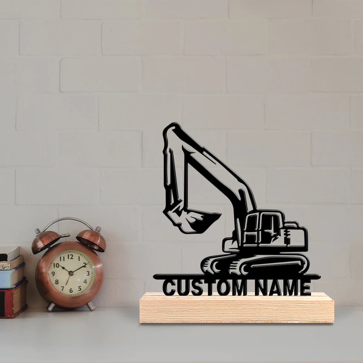 Lussuosa statuetta in ferro nera personalizzata a forma di escavatore con base in legno, decorazione da scrivania, supporto in legno, regalo, adatta per