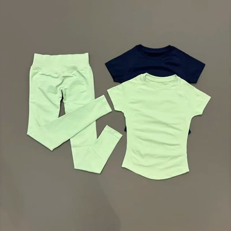 Set Sportivo da Donna 2 Pezzi, Top Corto Senza Cuciture per Pilates, Leggings da Yoga, Completo Sportivo da Palestra, Set da Allenamento, Tuta da Corsa