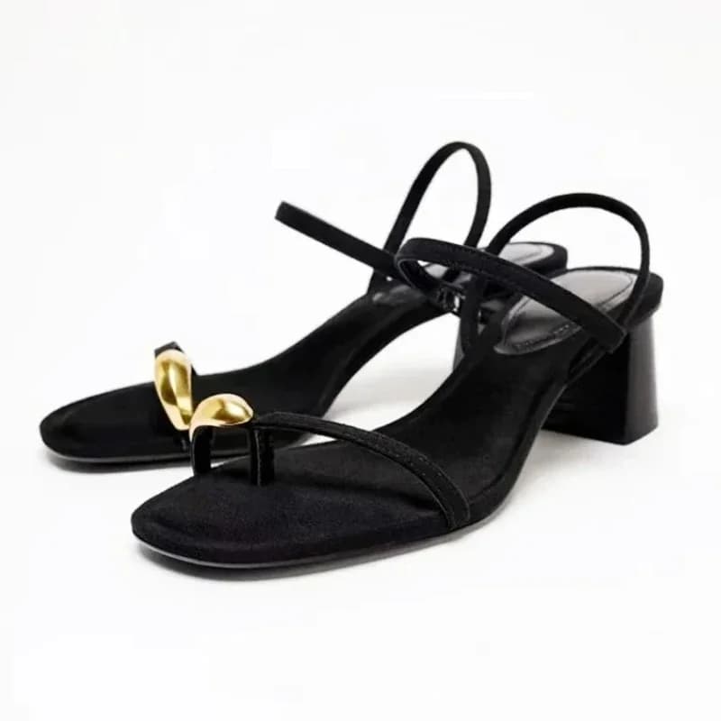 Decorazione in metallo Sandali con tacco grosso Donna Sexy Clip Toe Cinturino anteriore e posteriore Tacchi alti per scarpe estive firmate di lusso da donna