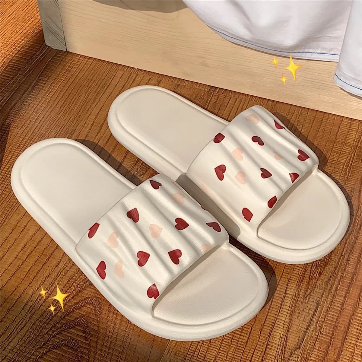 New Women's Home slippers, Casual design with Heart Shaped Folds, White, Black, Pink, Summer, Anti-slip, with Soft Sole