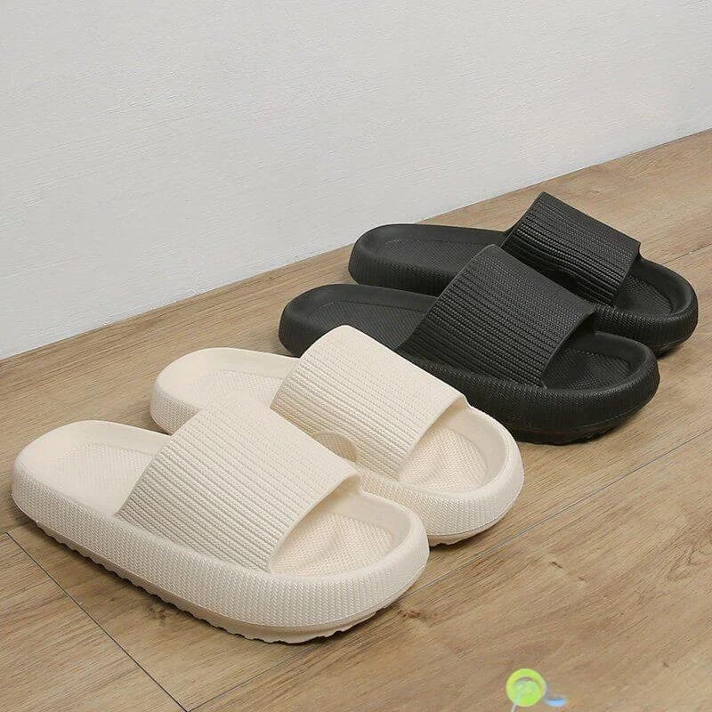 Ciabatte da Casa con Suola Spessa Antiscivolo per Uso in Bagno, Pantofole Estive da Interno per Uomo e Donna in Comodo Materiale EVA