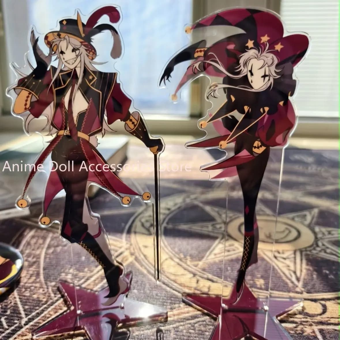 Anime The Freak Circus Pierrot Acrilico Stand Figura Modello In Piedi Segno Scrivania Display Decor Giocattolo Regalo
