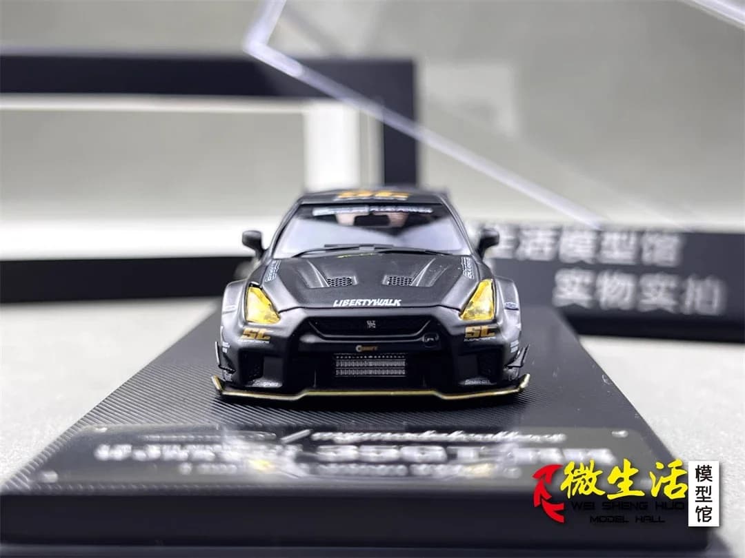 Stock pronti MC 1:64 LB 35GT-RR Collezione nera opaca Modello in scala regalo