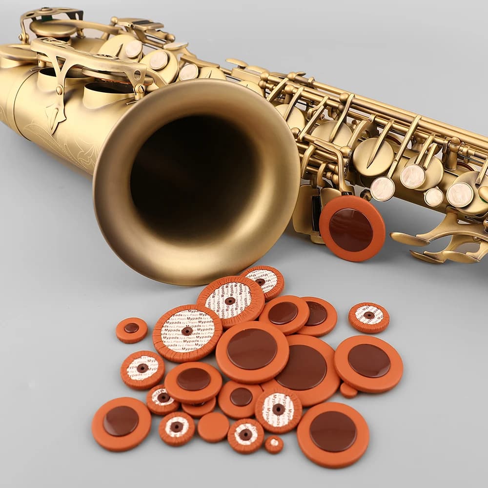 Trade edition Bb Tenor Eb Alto Bb Soprano Saxophone sound hole leather cushion packing Italy