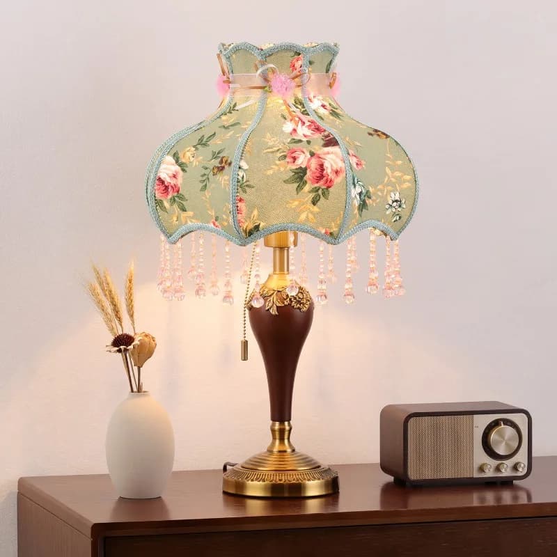 Lampada da Tavolo Europea a LED per Camera da Letto, Comodino, Soggiorno, Stile Americano Creativo, Calda e Accogliente, Principessa, Rurale, in Tessuto, Decorazione per Matrimoni, Luce da Scrivania