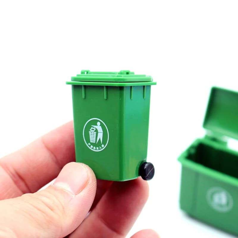 Mini Cestino per Rifiuti per Casa delle Bambole, Scena Esterna con Accessori in Miniatura