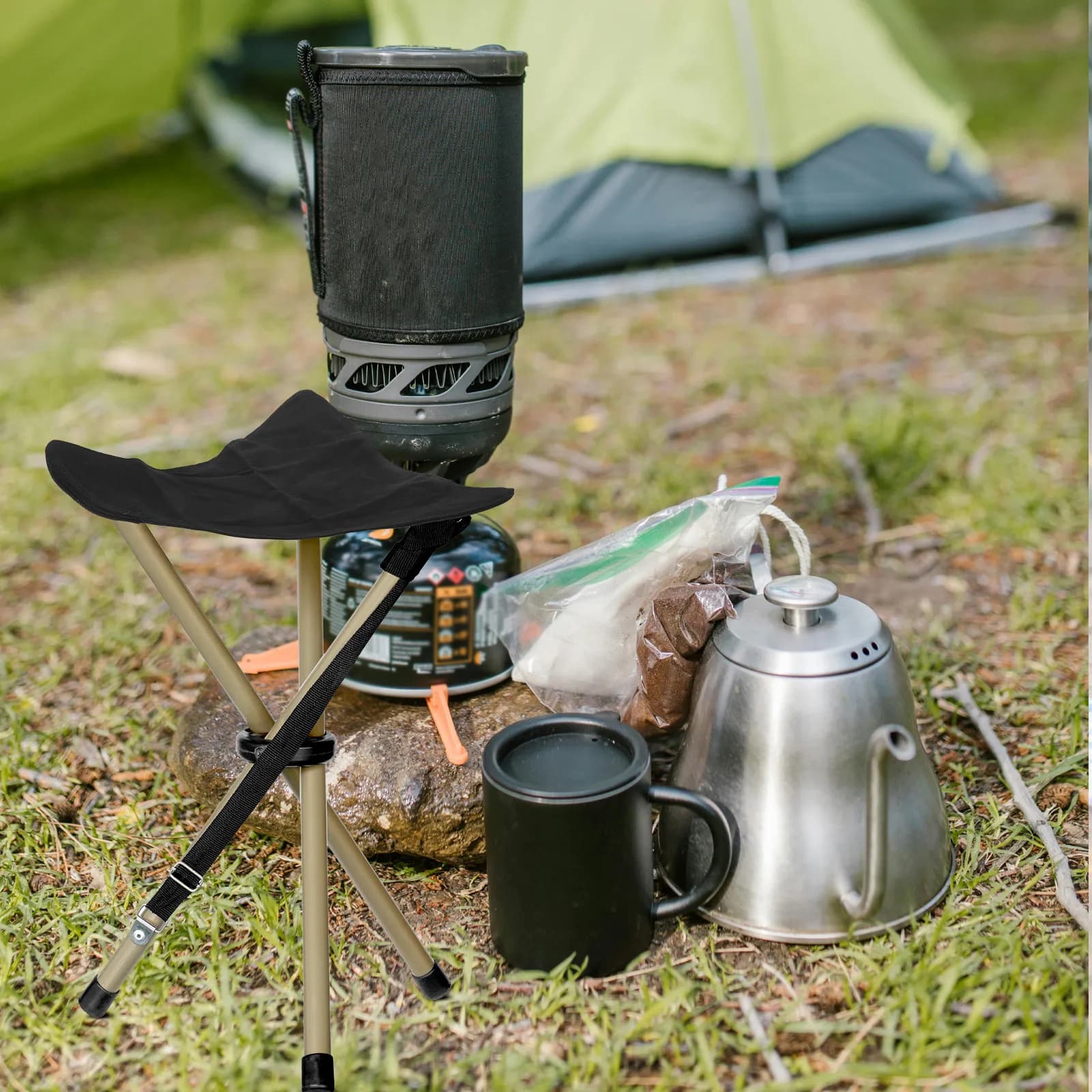 Sgabello Treppiede Pieghevole Portatile Leggero con Seduta in Tela per Campeggio, Pesca, Escursionismo, Comodo e Compatto